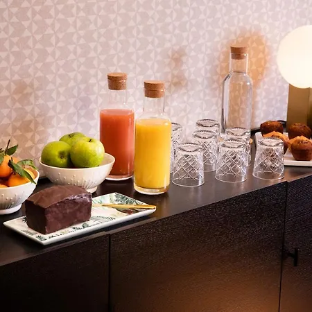 Eiffel Saint Charles Otel 3*