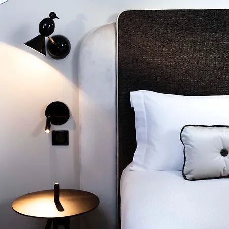 Hotel Eiffel Saint Charles París