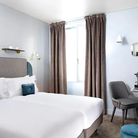 Eiffel Saint Charles Hotel París