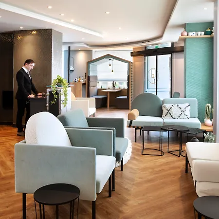 Eiffel Saint Charles Hotel 3*