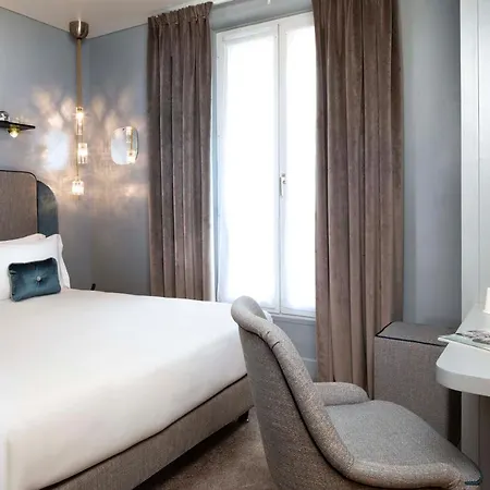 Eiffel Saint Charles Hotel 3*