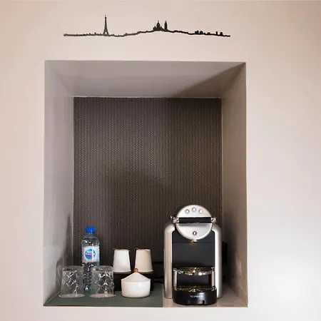 Eiffel Saint Charles Hotel 3*