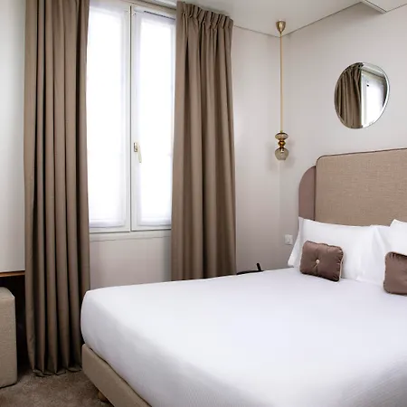 Eiffel Saint Charles Hotel