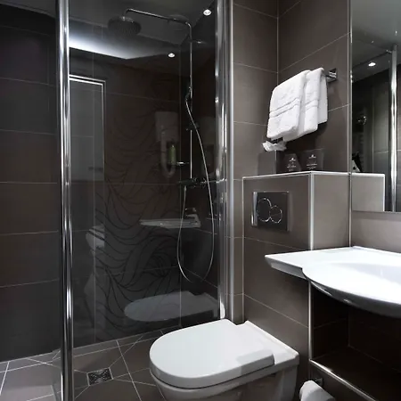 Eiffel Saint Charles 3* Παρίσι