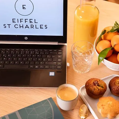 Eiffel Saint Charles 3* Παρίσι