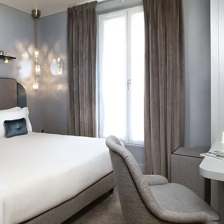 Hotel Eiffel Saint Charles 3*