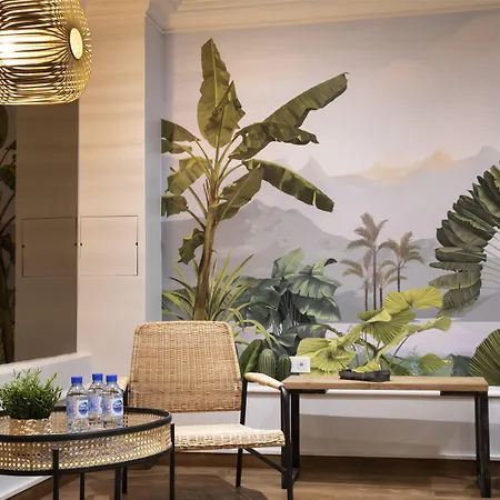 Eiffel Saint Charles 3*