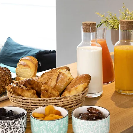 Hotel Eiffel Saint Charles Paris