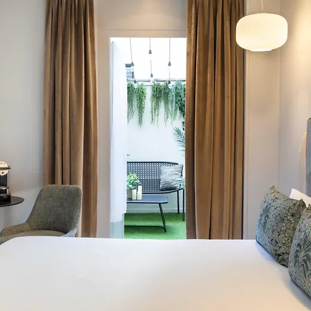 Eiffel Saint Charles 3* Paris