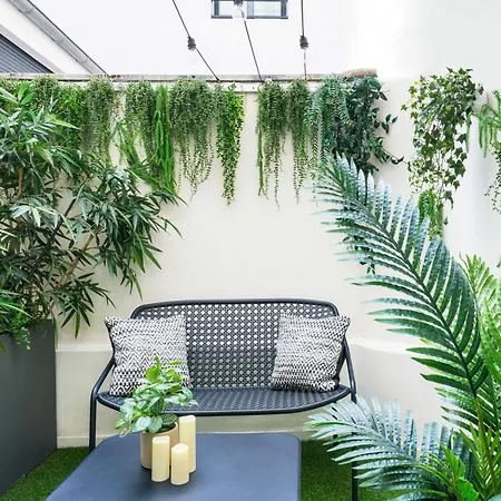 Eiffel Saint Charles 3* Paris