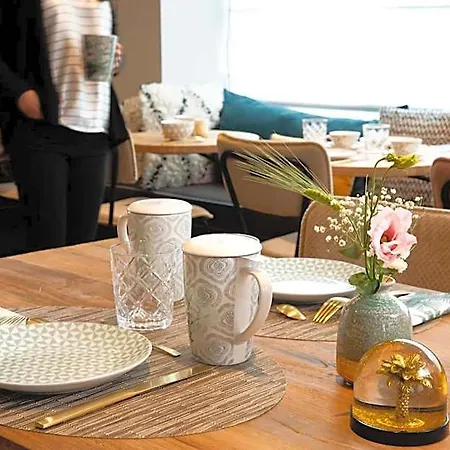 Eiffel Saint Charles Hotell 3*