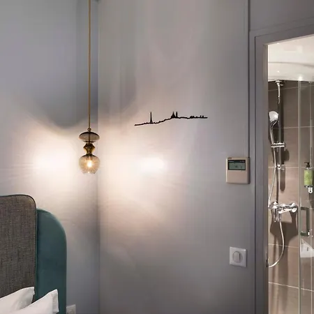 Eiffel Saint Charles 3* Παρίσι