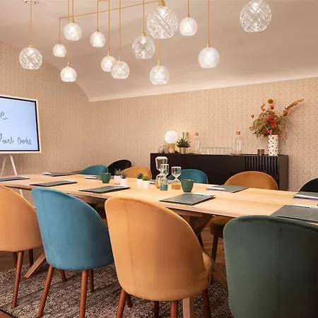 Hotell Eiffel Saint Charles Paris