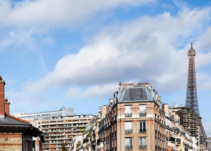 Eiffel Saint Charles 3* Parigi