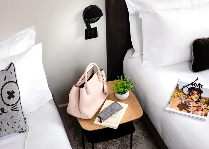 Eiffel Saint Charles Hotel