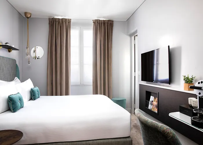 Eiffel Saint Charles