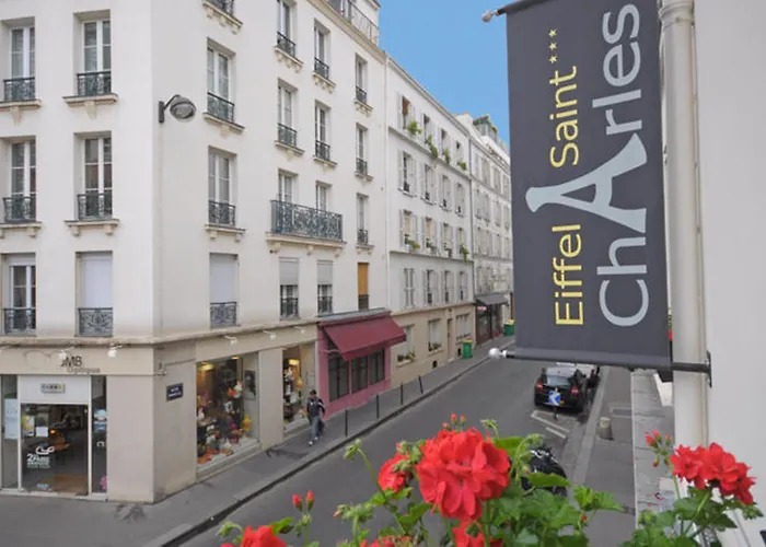 Hotel Eiffel Saint Charles