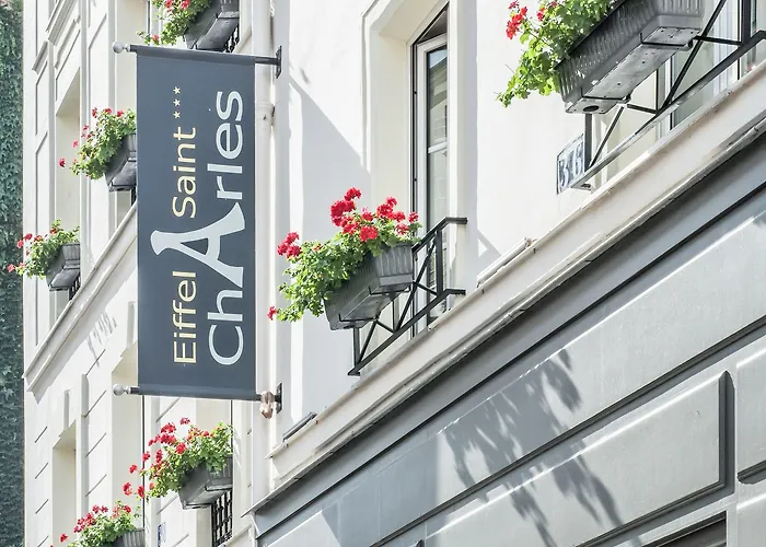 Eiffel Saint Charles 3*