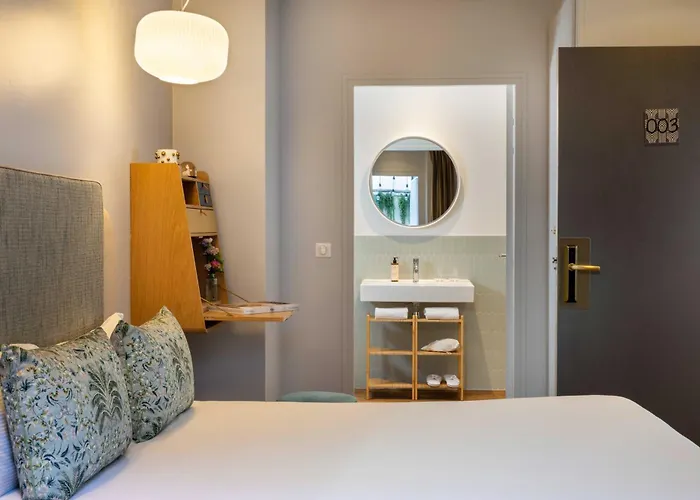 Eiffel Saint Charles Paris