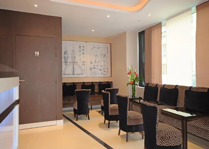 Eiffel Saint Charles Otel 3*