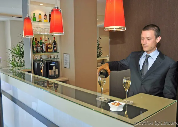 Eiffel Saint Charles Parigi