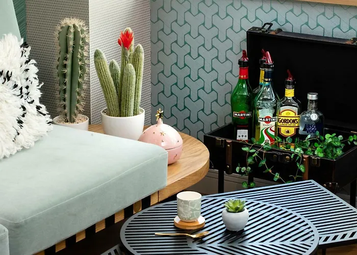 Eiffel Saint Charles