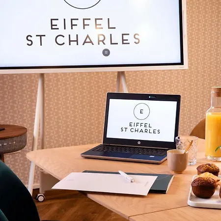 ホテル Eiffel Saint Charles