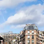 Eiffel Saint Charles 3* Paris