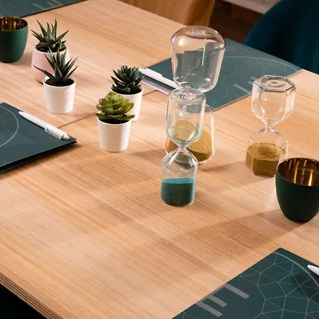 Hotel Eiffel Saint Charles 3*