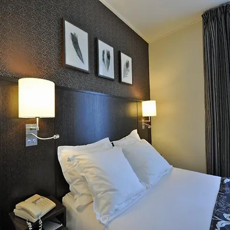 Eiffel Saint Charles Hotel